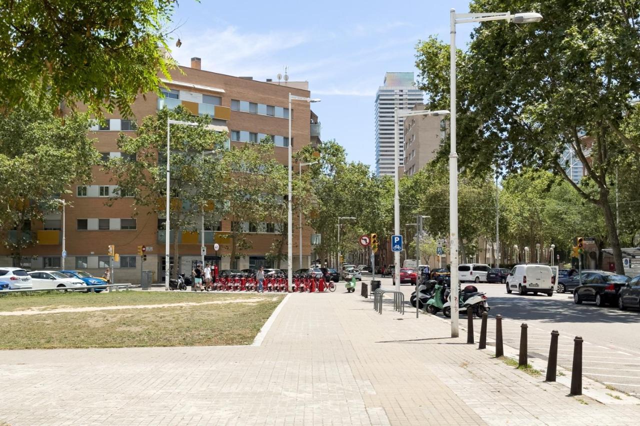 The Lonely Chimney Apartments Barcelona Exterior photo